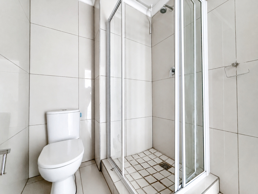2 Bedroom Property for Sale in Zonnebloem Western Cape